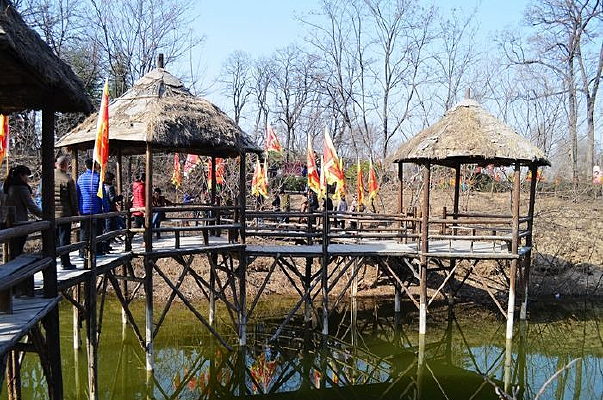 ��������