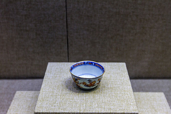 �໨������������