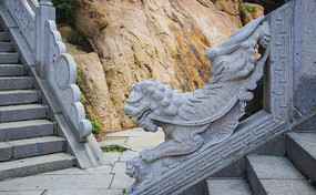 ǧɽ���ձ���Χ��ʯ��ĸʯʨ����