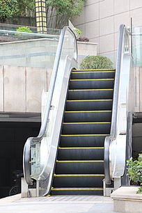 С������