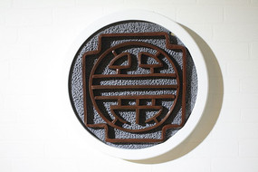 ���θ���