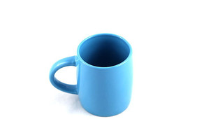 ��ɫ�Ĵ���ˮ��