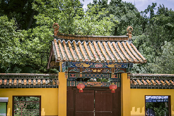 �����Ļ�ɫ��