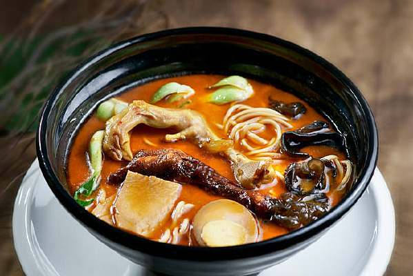 ����˫צ��