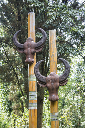 ľ׮�ϵ�ţͷ����