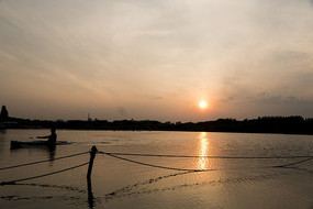 �����µĺӵ�