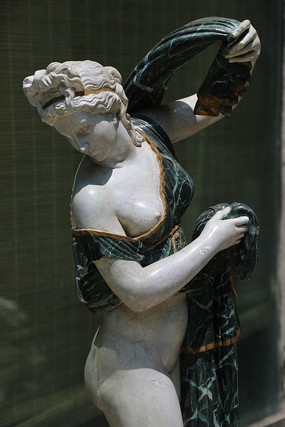 ŷ����Ů��ɴ����ʯ����