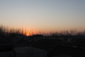 �峿�����