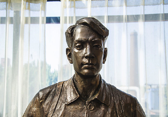 ����չ���ݵ����������˰�����1