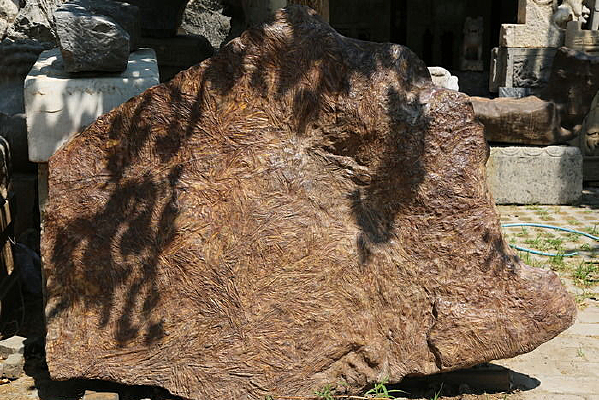 ��ɫ���ٺϻ�ʯ��ʯ