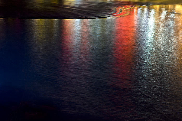 ����ɫ��