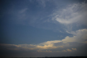 ������ϼ�ǽ�