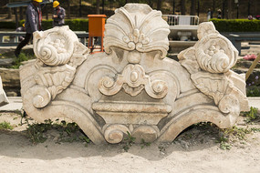 ���潨���м�����ͼ��