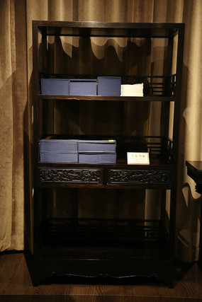 ��̴�����