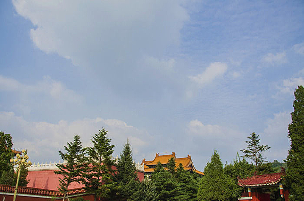 ��ɽ����½������������