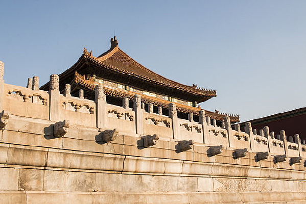 �ʹ�����Զ��