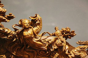 �ƻ���ľ������Ź���