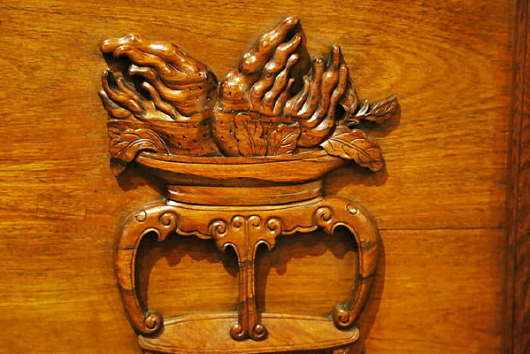 �ƻ���ľ��ˮ����