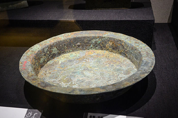 ���ݻ�ɽս��ͭ��