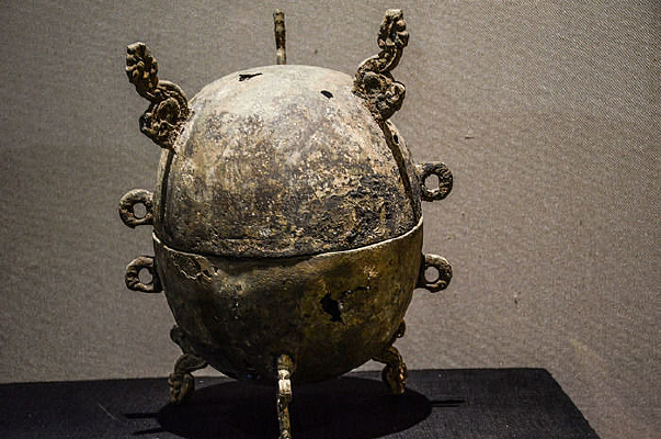 ���ݻ�ɽս������ͭ��