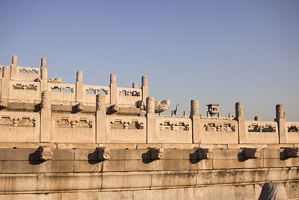 �ʹ�����