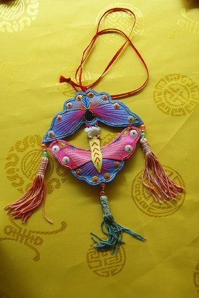 �������