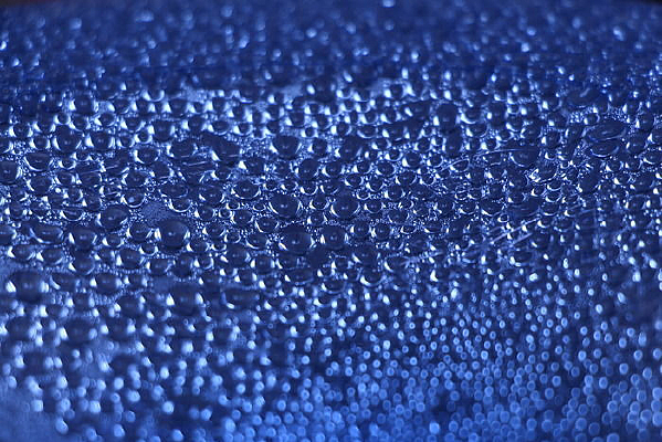 Ͱװˮƿ���ϵ�ˮ��