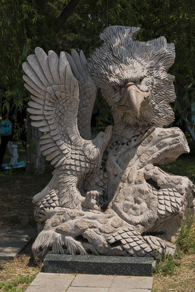 ��ӥһ��ʯ��