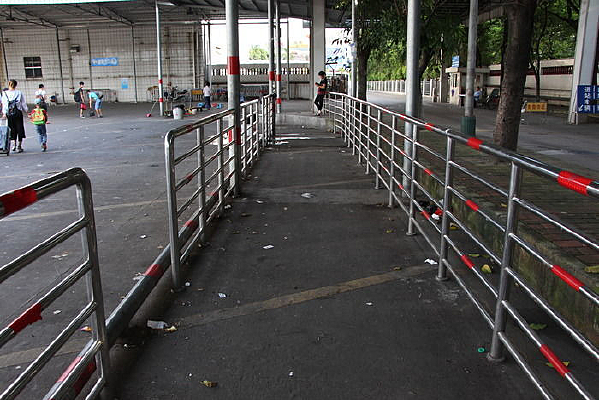 ����վ�ÿ͹���