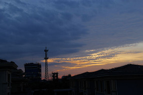 ��ɫ��պ�ϼ��