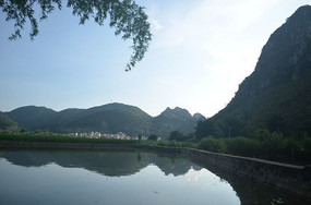 ɽˮ�羰԰ɽ��