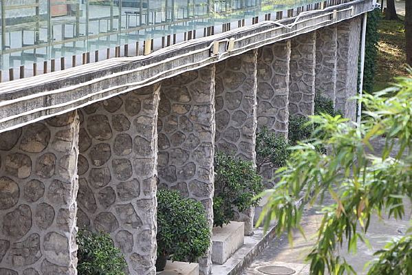 ����װ����