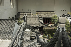 ���ɽ���