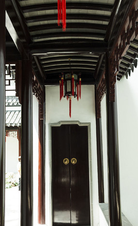 ����԰�־�������������