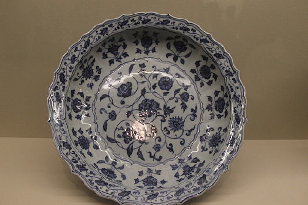 �໨��֦���ƿ�������