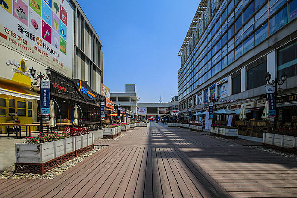 ��ҵ�ֵ�·��¥��