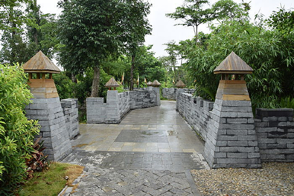 ��������