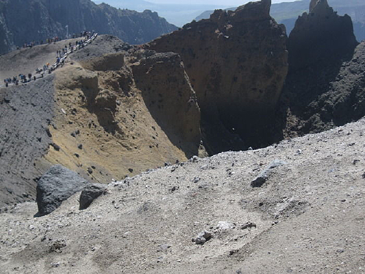 ��ԭ��ɽ����