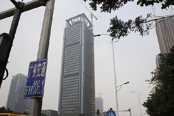 ���ݸ�¥����