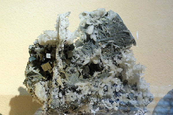 �����ۺ����ͼ