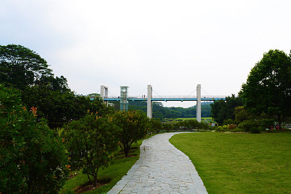 �����Ĺ㳡��·