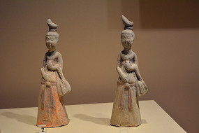 �Ʋ���Я��Ůٸ