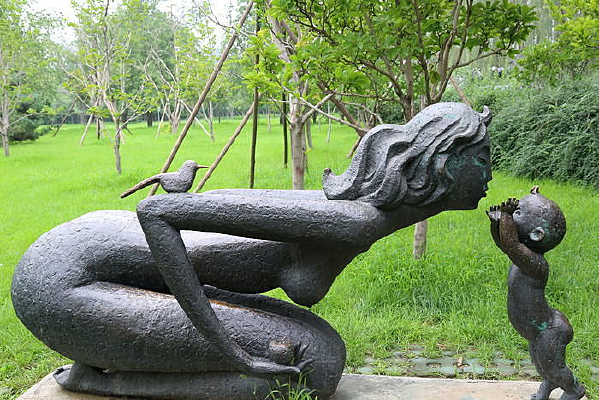 ����ͭ��