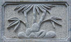 ǧɽ�հ���Χ��Ҭ����ʯ��