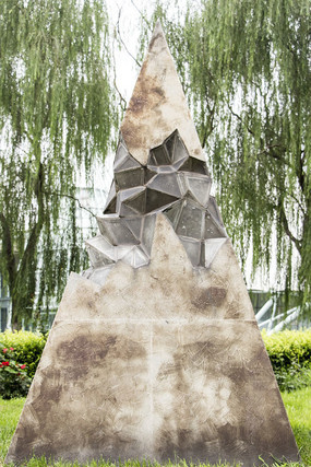 �����ε���