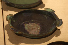 ս����ͭ����