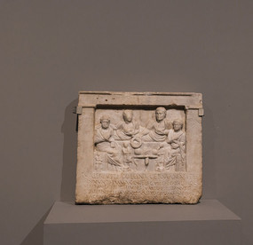 ����ʯĹ��