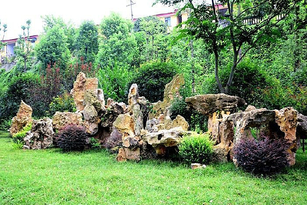 �f������