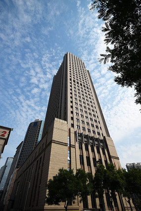 �����µĸ߲㽨��