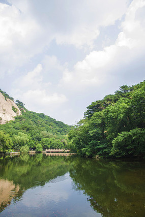 ǧɽ��̶̶ˮ��ʯ�Ű���